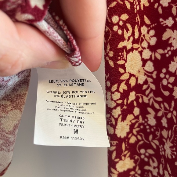 LUSH Naomi Square Neck Cropped Knit Top - Picture 8 of 11